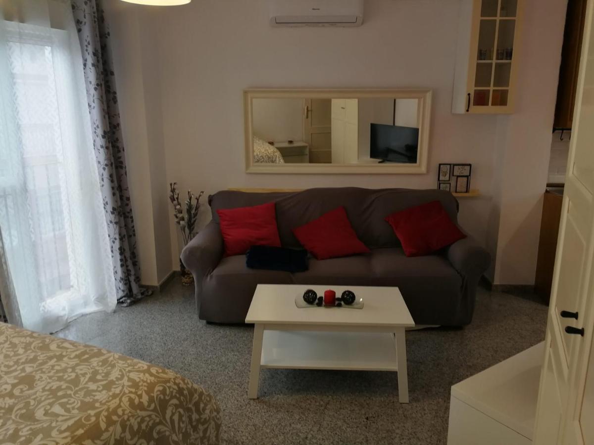 Tourismcasa Lägenhet Dos Hermanas Exteriör bild