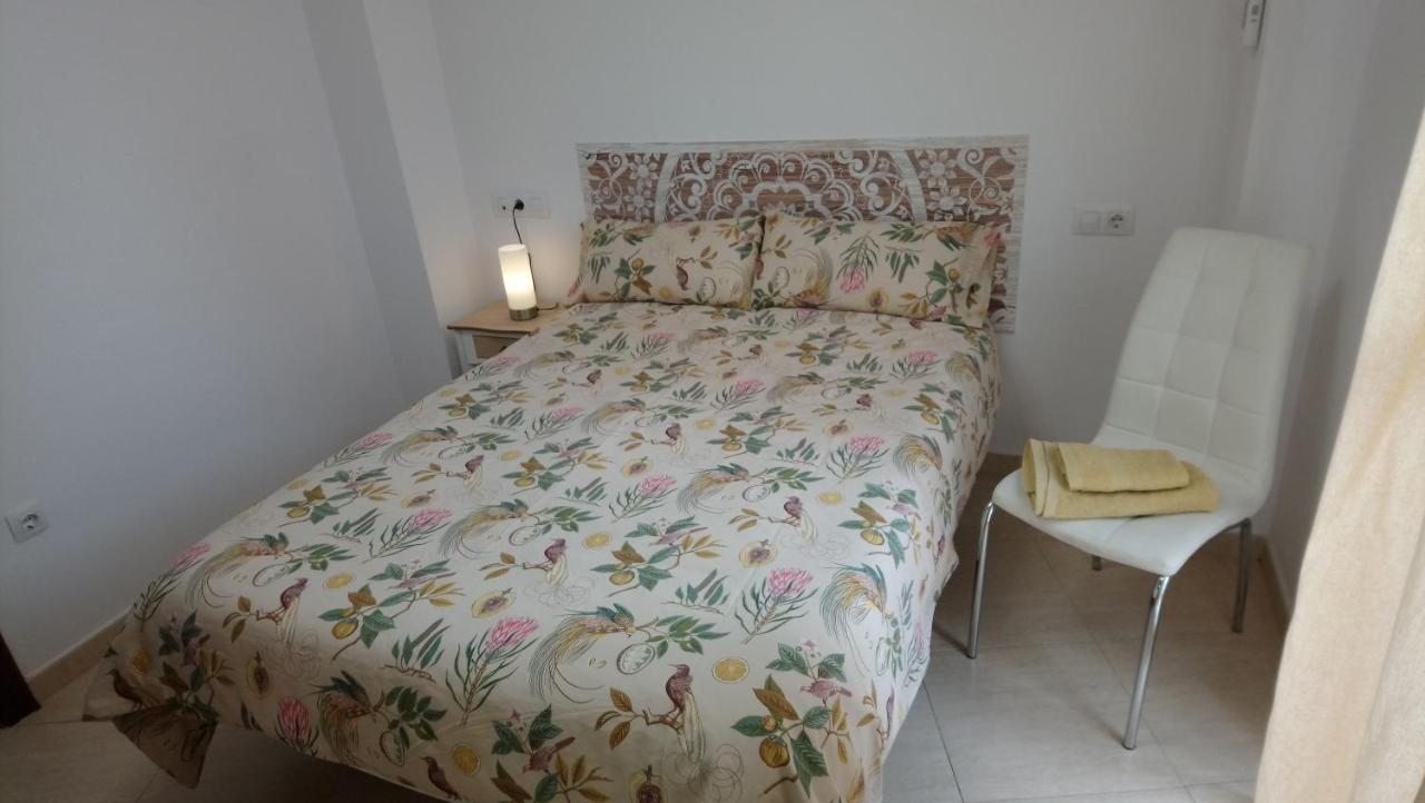 Tourismcasa Lägenhet Dos Hermanas Exteriör bild